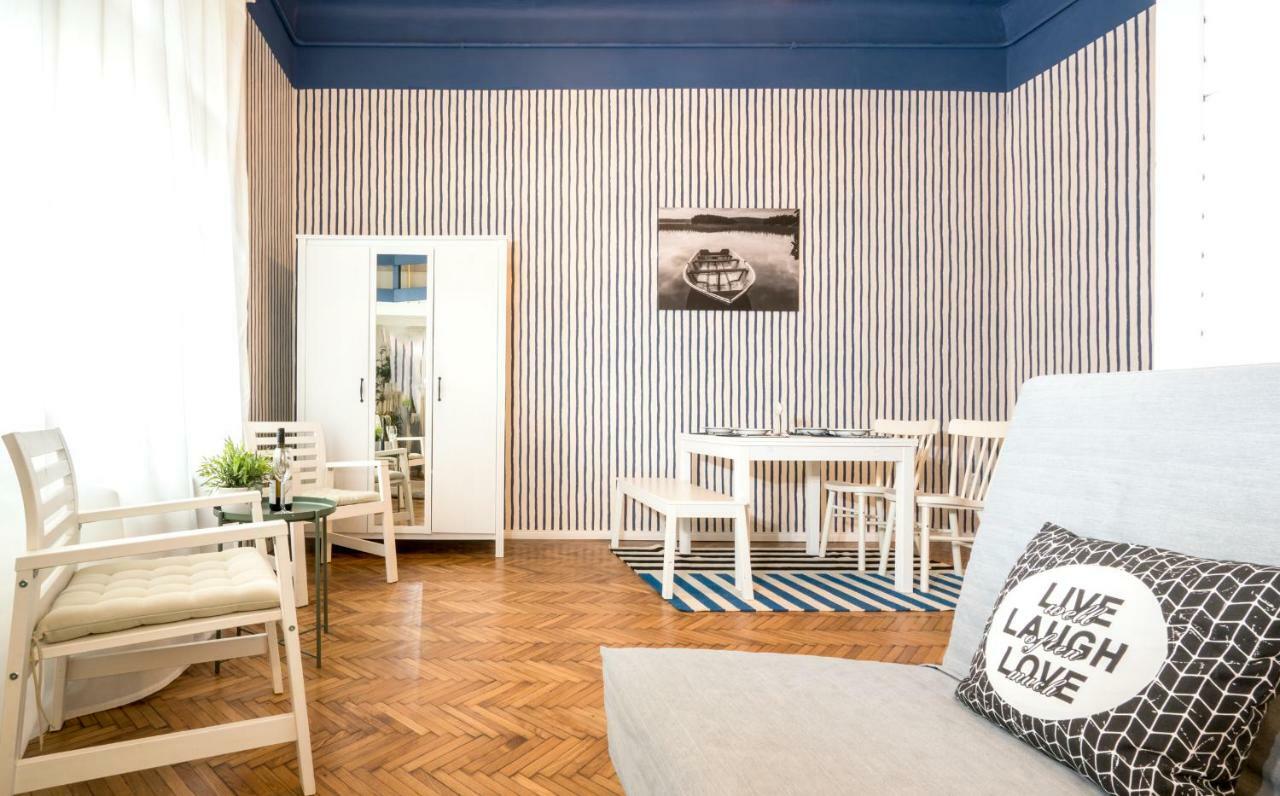 Danube Studio Apartment Budapeste Exterior foto